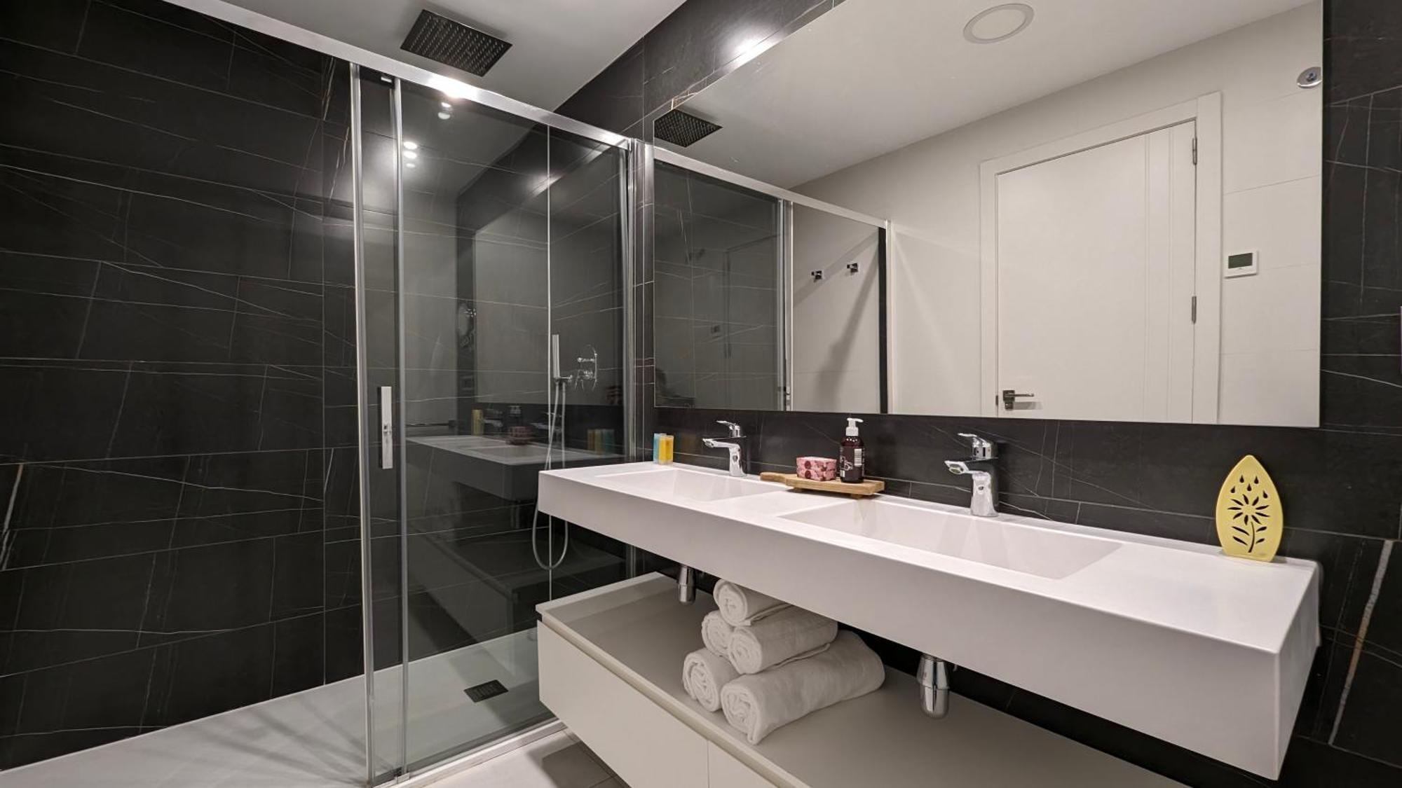Sunset Waves Magic Apartments เบนิดอร์ม ภายนอก รูปภาพ